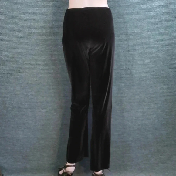 No Boundaries Black Velvet Yoga Style Pants - Picture 6 of 9